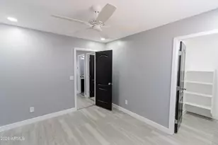 12038 W Leather Ln, Peoria, AZ 85383 - Photo 14