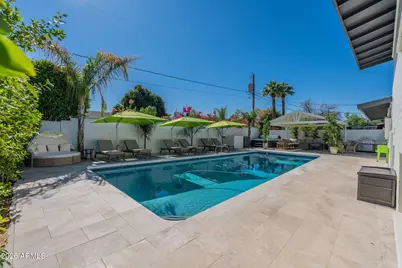 8437 E Keim Drive, Scottsdale, AZ 85250 - Photo 36