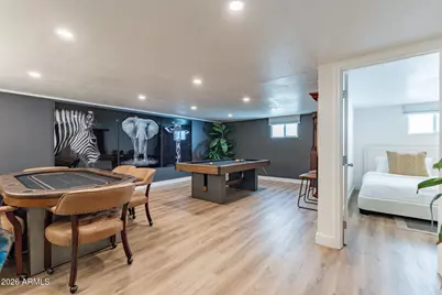 8437 E Keim Drive, Scottsdale, AZ 85250 - Photo 12