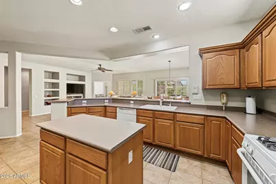 21216 N Red Hills Drive, Surprise, AZ 85387 - Photo 12