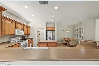 21216 N Red Hills Drive, Surprise, AZ 85387 - Photo 10