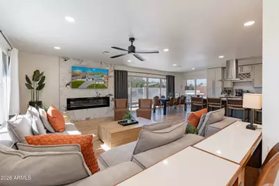 8602 E Keim Drive, Scottsdale, AZ 85250 - Photo 1