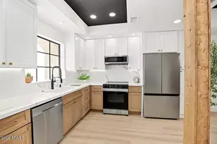 6153 N 28th Pl, Phoenix, AZ 85016 - Photo 10