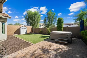 1813 W Straight Arrow Ln, Phoenix, AZ 85085 - Photo 22