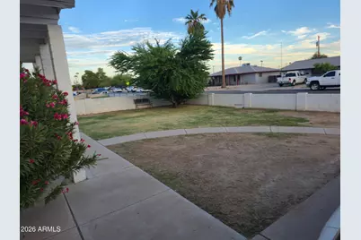 8114 W Osborn Road, Phoenix, AZ 85033 - Photo 28