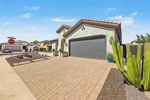 1822 E Canyon Way, Chandler, AZ 85249 - Photo 4