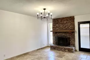 3301 W Muriel Dr, Phoenix, AZ 85053 - Photo 12