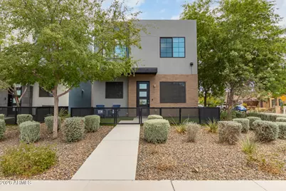 2825 N 42nd Street #7, Phoenix, AZ 85008 - Photo 1