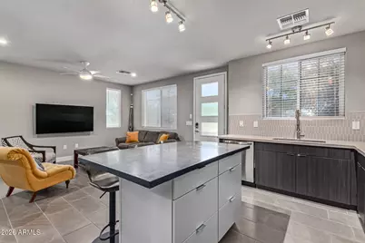2825 N 42nd Street #7, Phoenix, AZ 85008 - Photo 12