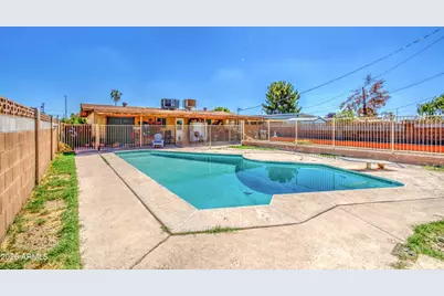4738 N 40th Drive, Phoenix, AZ 85019 - Photo 44