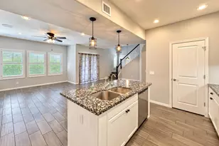 3935 E Rough Rider Rd, Phoenix, AZ 85050 - Photo 12