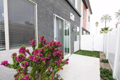 2950 N 38th Street #2, Phoenix, AZ 85018 - Photo 20