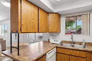 4307 N 21st Dr, Phoenix, AZ 85015 - Photo 8