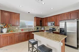 17086 N 184th Dr, Surprise, AZ 85374 - Photo 8