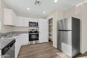 9380 W Collis Pl, Arizona City, AZ 85123 - Photo 12
