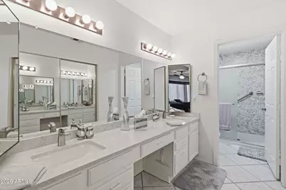 20009 N 94th Avenue, Peoria, AZ 85382 - Photo 8