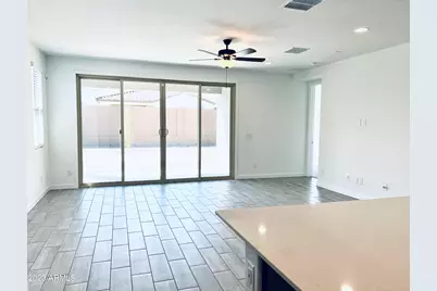 1659 W Paseo Way, Phoenix, AZ 85041 - Photo 10
