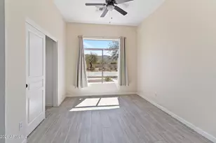 2224 E Fawn Dr, Phoenix, AZ 85042 - Photo 12