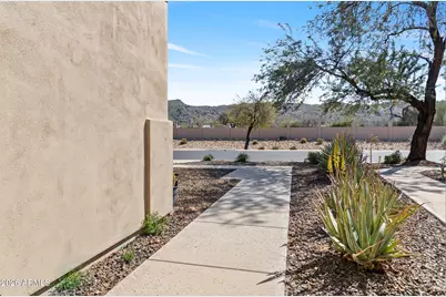 2224 E Fawn Drive, Phoenix, AZ 85042 - Photo 6
