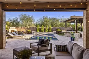 2939 E Crest Ln, Phoenix, AZ 85050 - Photo 4