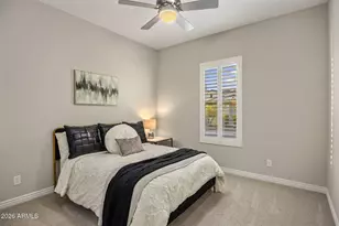2939 E Crest Ln, Phoenix, AZ 85050 - Photo 32