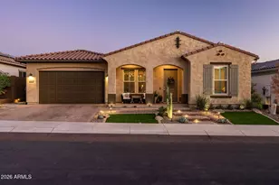 2939 E Crest Ln, Phoenix, AZ 85050 - Photo 42