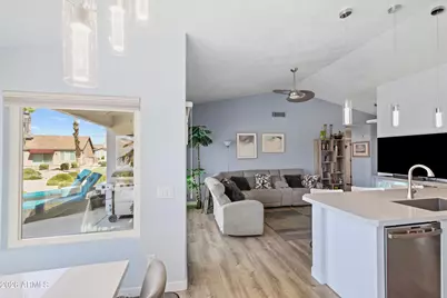 6692 S Cypress Point Drive, Chandler, AZ 85249 - Photo 20
