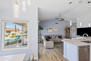 6692 S Cypress Point Dr, Chandler, AZ 85249 - Photo 20