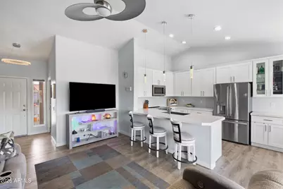 6692 S Cypress Point Drive, Chandler, AZ 85249 - Photo 8