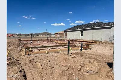7934 W Desert Spoon Drive, Peoria, AZ 85383 - Photo 2