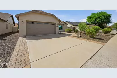 3925 E Tierra Buena Lane, Phoenix, AZ 85032 - Photo 2