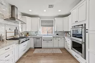 1319 S Claiborne Ave, Gilbert, AZ 85296 - Photo 10