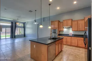 22121 N Greenland Park Dr, Maricopa, AZ 85139 - Photo 10