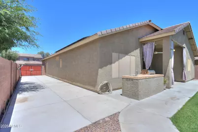 22121 N Greenland Park Drive, Maricopa, AZ 85139 - Photo 34