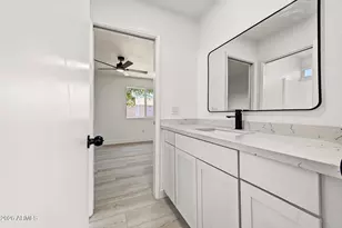 7633 W Wolf St, Phoenix, AZ 85033 - Photo 20