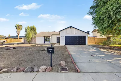 7633 W Wolf Street, Phoenix, AZ 85033 - Photo 1