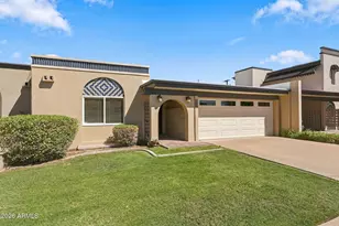 2606 E Crittenden Ln, Phoenix, AZ 85016 - Photo 4