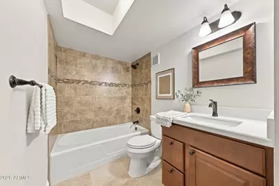 2606 E Crittenden Lane, Phoenix, AZ 85016 - Photo 22