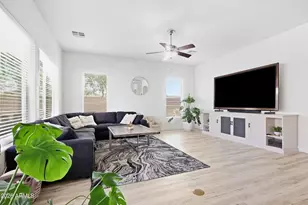 12260 W Lone Tree Trail, Peoria, AZ 85383 - Photo 16