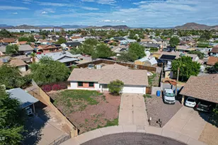 1434 W Yukon Dr, Phoenix, AZ 85027 - Photo 2