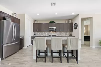 18335 W Wolf Street, Goodyear, AZ 85395 - Photo 4