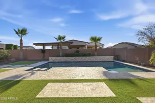 18335 W Wolf St, Goodyear, AZ 85395 - Photo 32