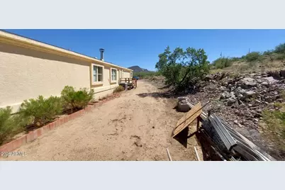 43828 N 12th Street, New River, AZ 85087 - Photo 18