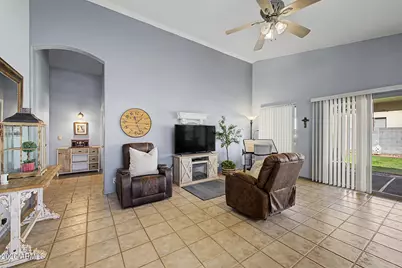 6409 N 84th Lane, Glendale, AZ 85305 - Photo 4