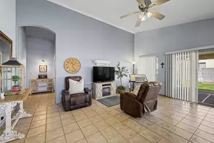 6409 N 84th Ln, Glendale, AZ 85305 - Photo 4