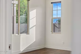 4641 E Walter Way, Phoenix, AZ 85050 - Photo 32