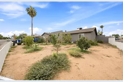 8117 W Elm Street, Phoenix, AZ 85033 - Photo 20