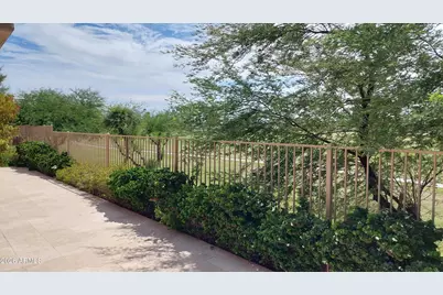 8607 E Tuckey Lane, Scottsdale, AZ 85250 - Photo 30