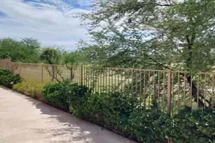 8607 E Tuckey Ln, Scottsdale, AZ 85250 - Photo 30