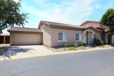8013 W Zoe Ella Way, Peoria, AZ 85382 - Photo 2